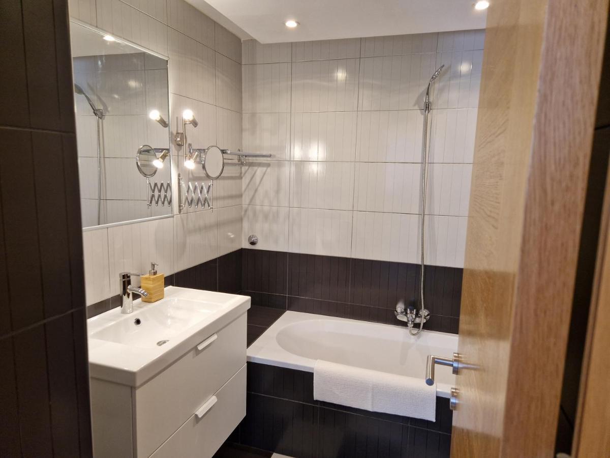 Apartman Jurjevic Krk Town Exteriör bild
